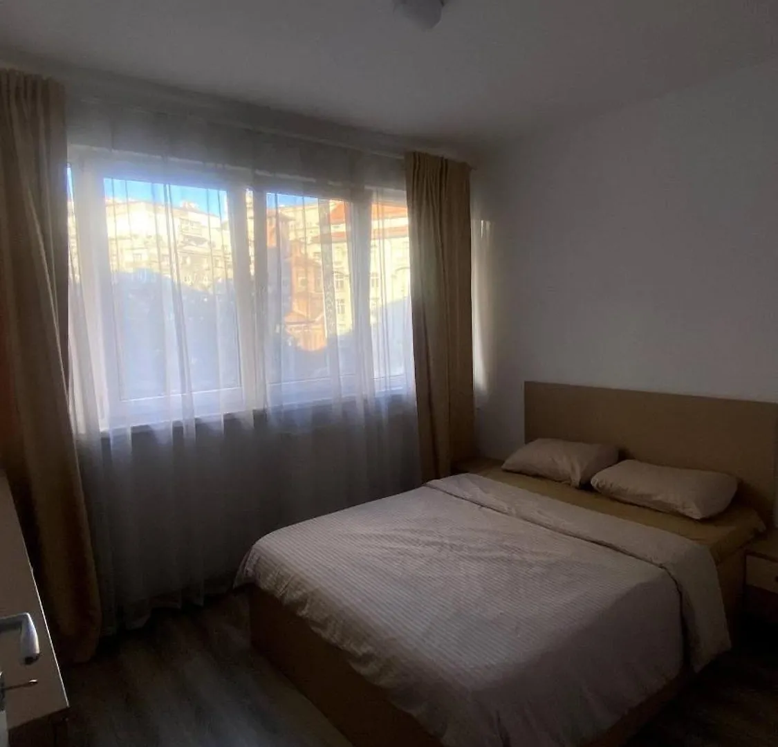 Room In City Centre location